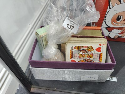 Lot 137 - Box of misc
