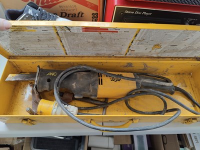 Lot 310 - 110v tiger saw in metal case