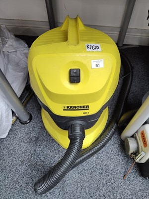 Lot 222 - Karcher workshop vacuum with attachments