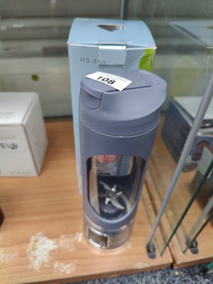 Lot 108 - Cup with built in blender ideal for smoothies