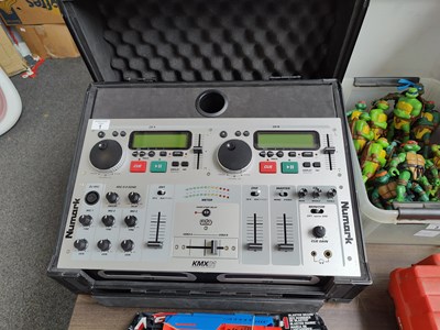 Lot 1 - Numark Kmx01 professional karaoke mixing station