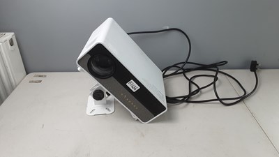 Lot 318 - Projector