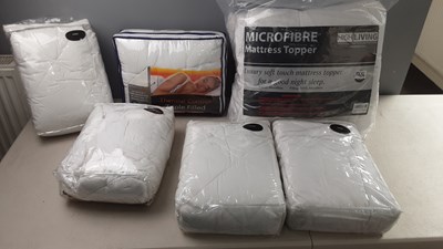 Lot 360 - joblot of mattress toppers