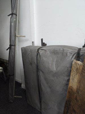 Lot 242 - Large roof tent with roof bars and long awning