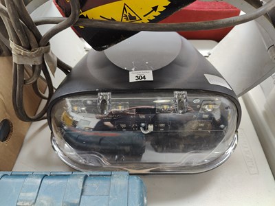Lot 304 - Misc lighting item