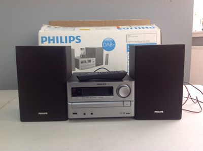 Lot 32 - Philips DAB+ CD player