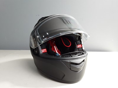 Lot 87 - MT HELMETS KRE Motorbike Helmet