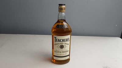 Lot 92 - Teacher's Highland Cream Scotch Whisky 1L