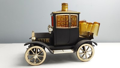 Lot 67 - Vintage car whisky decanter