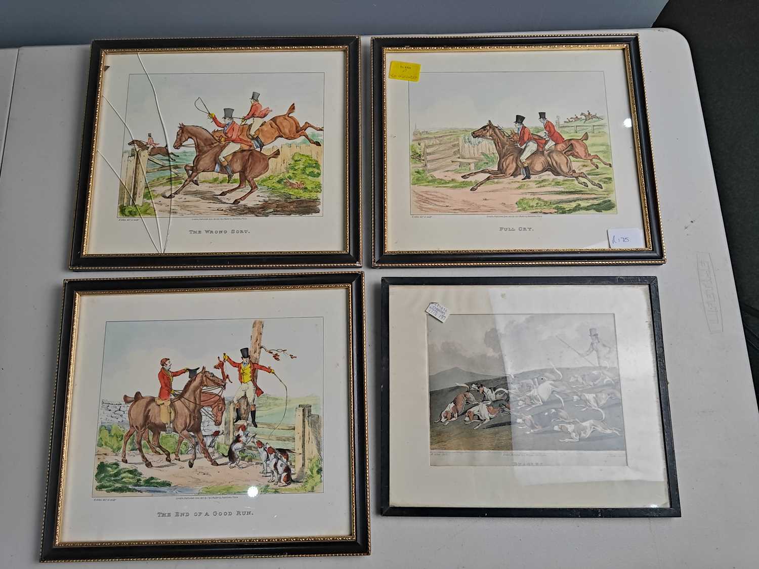 Lot 78 - Collection of 4 hunting scene framed pictures