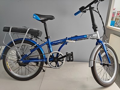 Lot 130 - Elife blue electric power assist bike with keys and charger