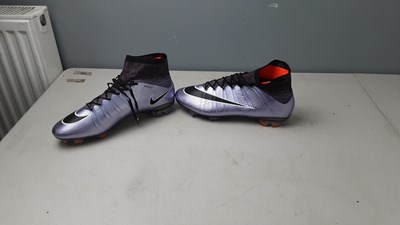 Lot 101 - Nike Football boots