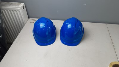 Lot 47 - Box of safety hard hats