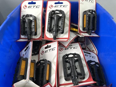 Lot 55 - Large Qty of Bike Pedals