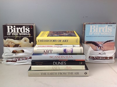 Lot 330 - Qty of magazines and books