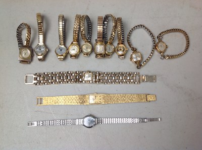 Lot 190 - Qty of vintage women's wristwatches