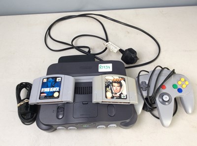 Lot 108 - Nintendo 64 & Controller With Goldeneye 007 & Hybrid Heaven