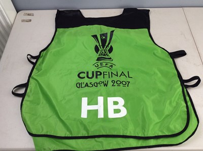 Lot 147 - UEFA Cup Final Glasgow 2007 Official Staff Bib - Sevilla v Espanyol