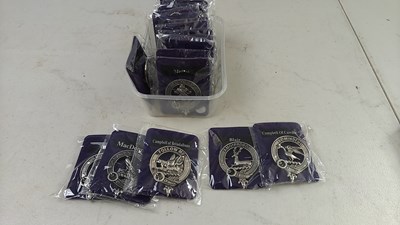 Lot 197 - 20 scottish clan badges
