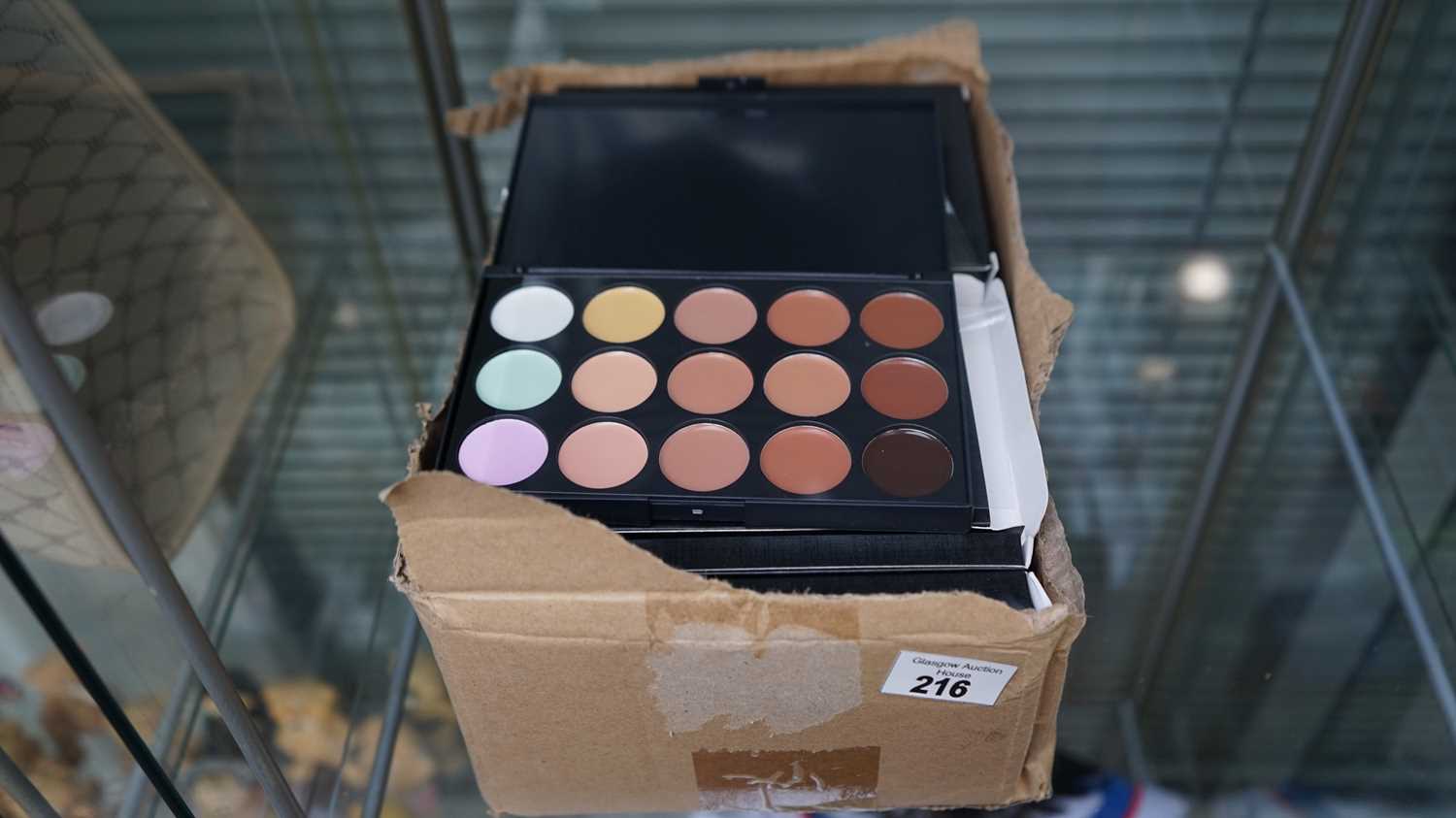 Lot 216 - Box of cosmetics