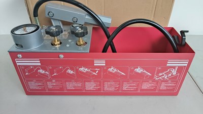 Lot 15 - Pressure tester in box