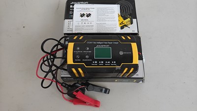 Lot 93 - 2 Hausprofi automatic smart battery charger