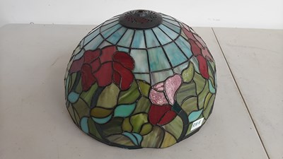 Lot 147 - Tiffany Style Pendant Light Shade