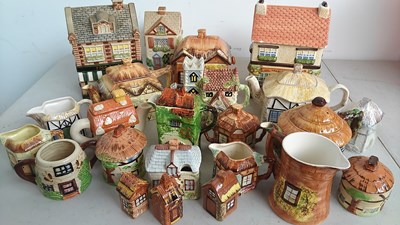 Lot 220 - Collection of collectable tea pots