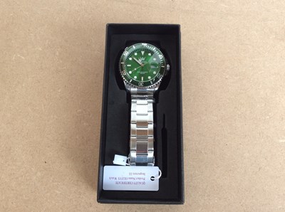 Lot 179 - Olevs watch in box green