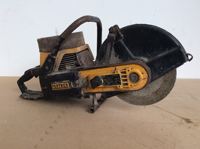 Lot 218 - Partner Petrol Power Cutter K650