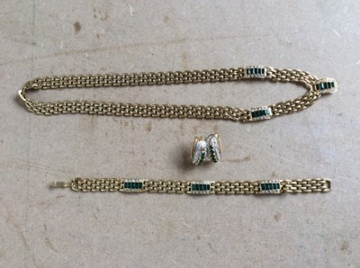 Lot 137 - Set Of Jewellery Including Necklace, Earrings & Bracelet