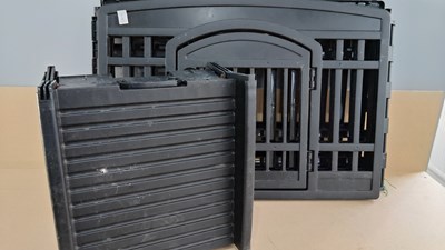 Lot 175 - Dog Car Ramp & Dog Playpen