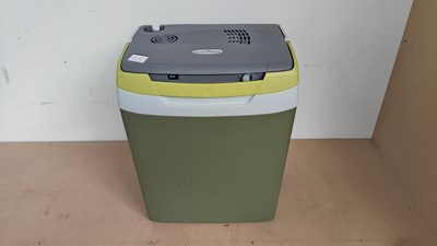 Lot 57 - Portable electric cool box green