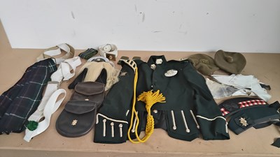 Lot 26 - Glasgow and Strathclyde university officers training corps uniform and accessories