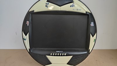 Lot 8 - Hannspree football design tv tested working
