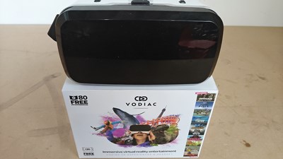 Lot 96 - Vodiac vr headset