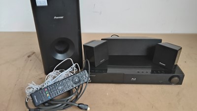 Lot 206 - pioneer stereo with subwoofer