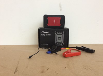 Lot 102 - Yaber jump starter