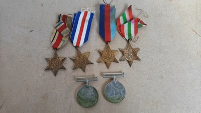 Lot 146 - Collection of 6 Medals Inc 4 with ribbons