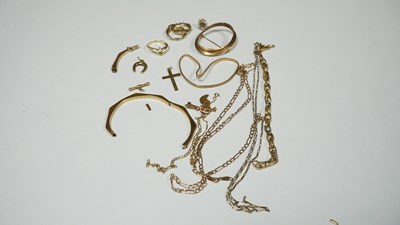 Lot 36 - 9ct scrap gold, 35.65gram, est £980-£1050