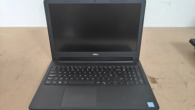 Lot 85 - Dell laptop with i5 processor fully reset with windows