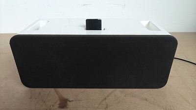 Lot 91 - Apple iwave Bluetooth speaker
