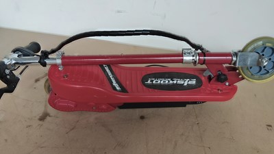 Lot 170 - E skoot electric scooter Tested working