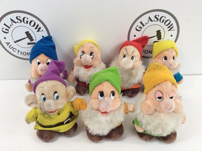 Lot 44 - 7 dwarfs teddys