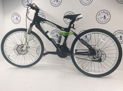 Lot 211 - Small black carrera bike