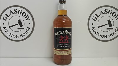 Lot 70 - White & Mackay blended scotch whisky