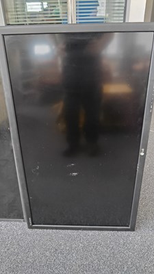 Lot 219 - 42" LG TV / advertising screen