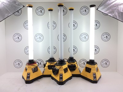 Lot 90 - 5 elite delta lights 240v tested