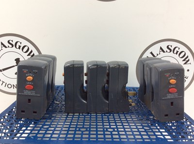 Lot 121 - 9 RCD plugs