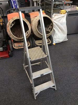 Lot 182 - Lyte industries 3 step ladder